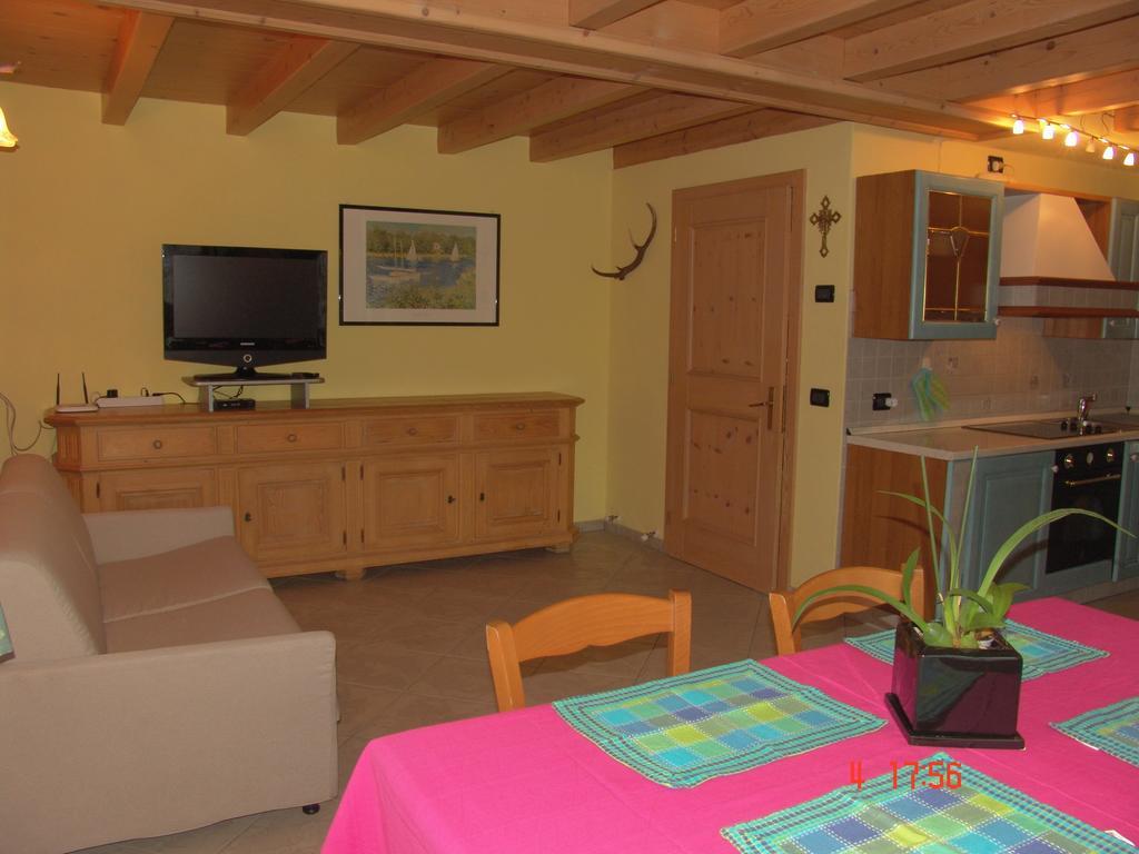 Casa Martina Apartment Livigno Ruang foto