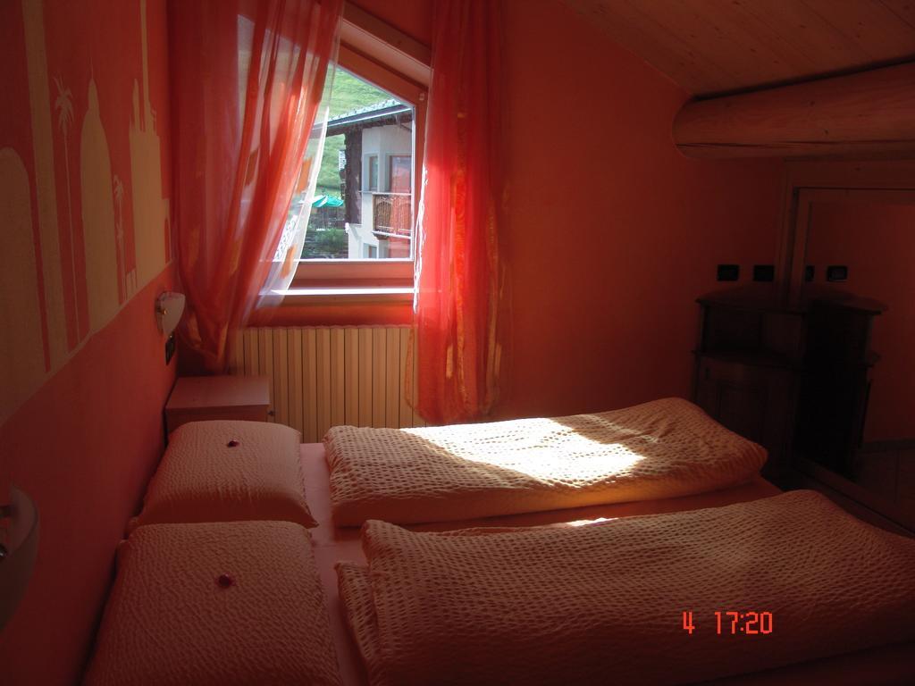 Casa Martina Apartment Livigno Ruang foto